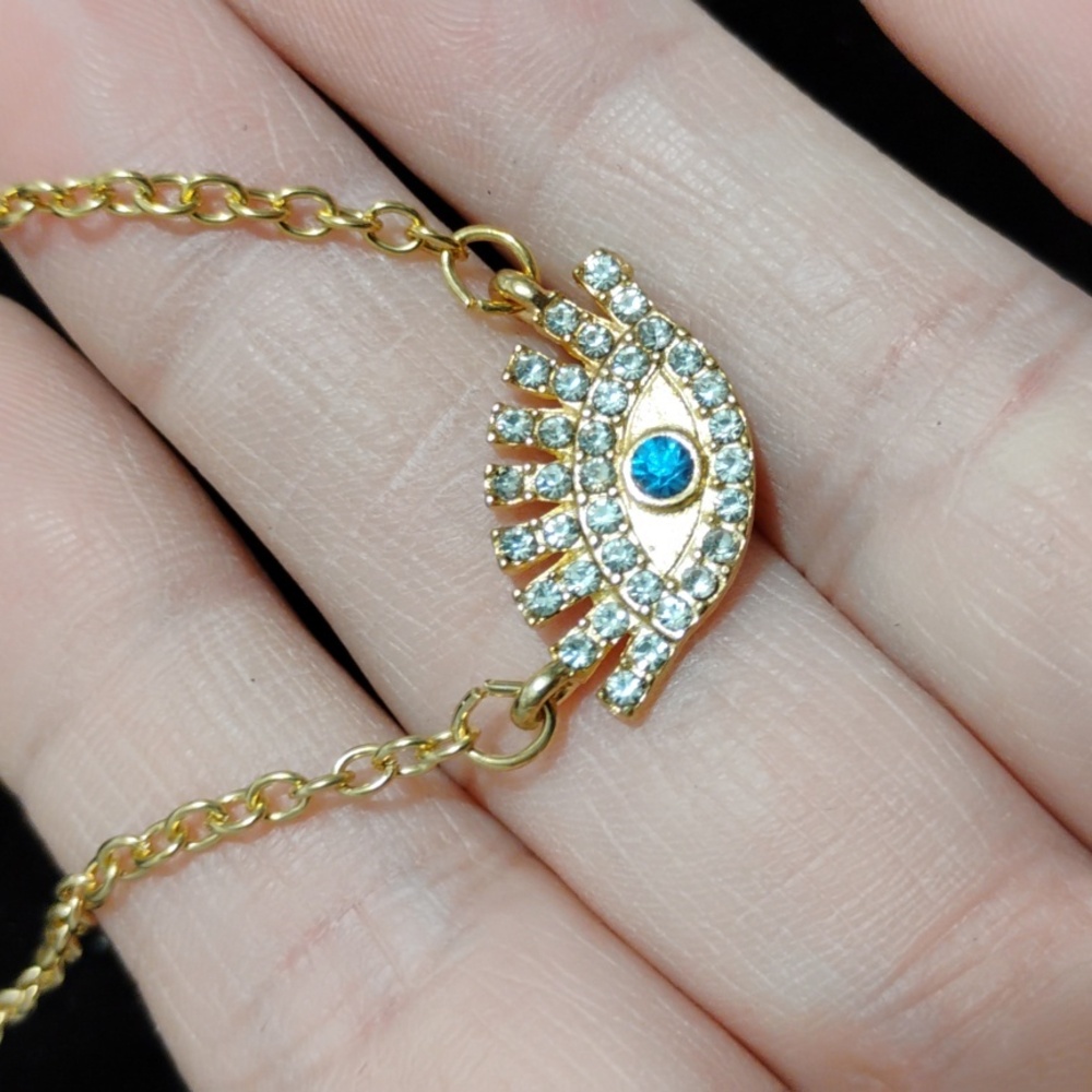 NWOT Layered Admiration Evil Eye Necklace Never Worn - Picture 3 of 12
